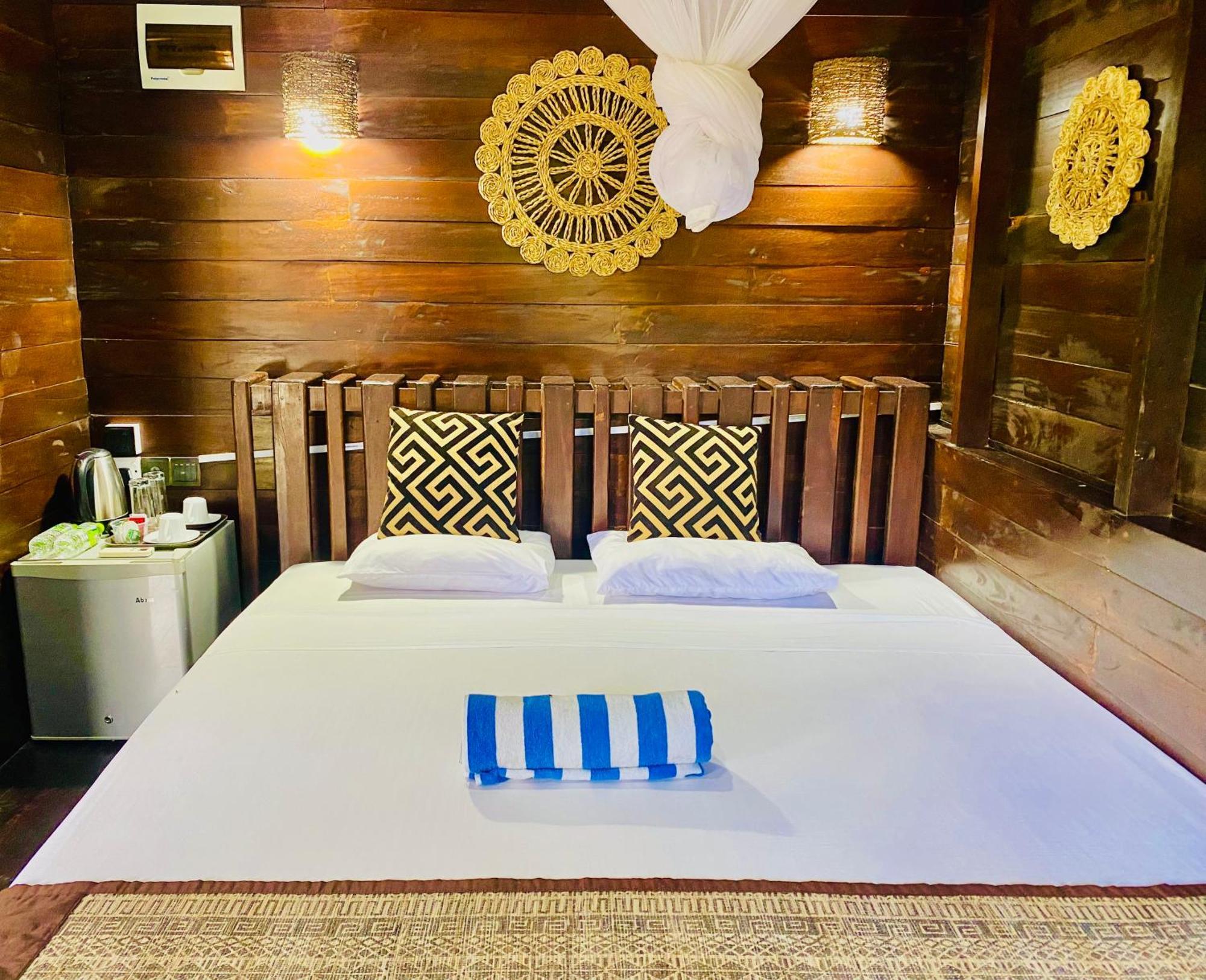 Coco Palm Villa And Cabanas Tangalle Exteriör bild